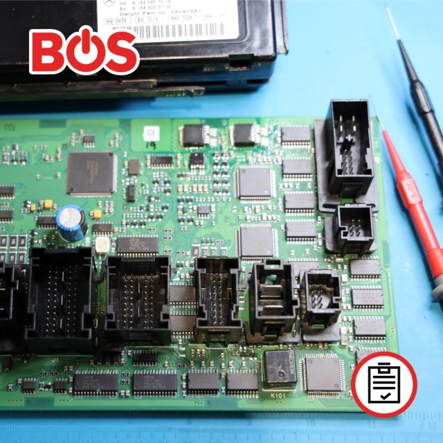 🔧 Lampje kapot? Of toch niet helemaal? 💡

Deze Mercedes ML had wel een bijzondere manier van richting aangeven — of eigenlijk: soms wel, soms niet. De boosdoener? Niet direct een kapot onderdeel, maar een bekende Mercedes-kwaal bij dit model: vocht dat via het achterlicht de SAM-module binnendringt.

Gelukkig bleek de schade beperkt. Geen dure vervanging nodig, maar gewoon: schoonmaken, solderen En voilà — alles werkt weer als nieuw!

💬 Tip van ons: laat eerst een diagnose doen voordat je gaat shoppen voor nieuwe onderdelen. Je portemonnee zal je dankbaar zijn. 

#BosSternService #Hollandskroon #betervoorhetmilieu